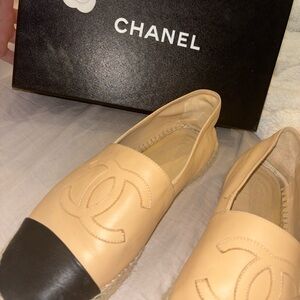 CHANEL Beige and Black Espadrilles size 10.5
